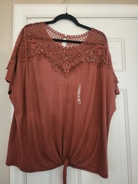 Women's Crochet BKE TOP
